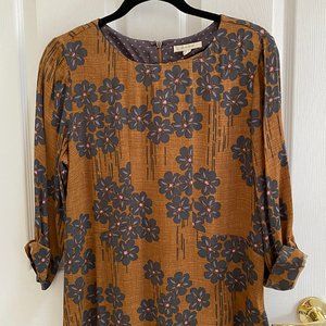 White Stuff - blouse with flowers details - like new - never worn